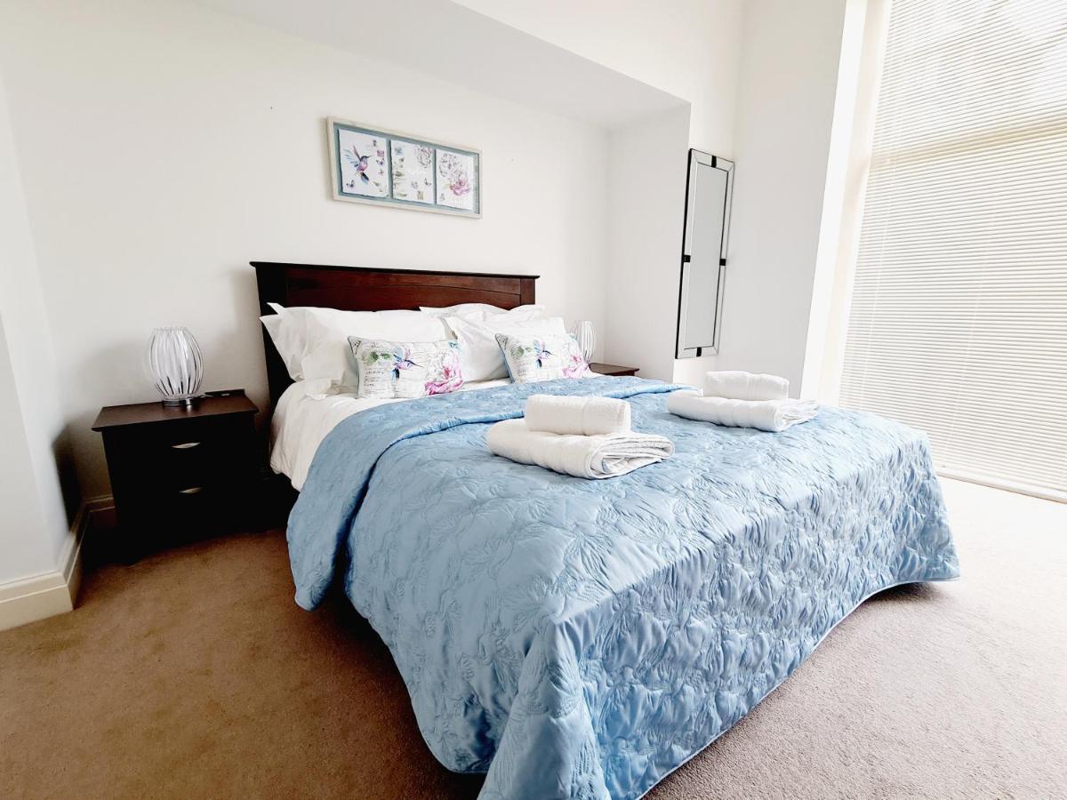 Seas The Day - Beachfront Apartment - Sleeps 4 拉姆斯盖特 外观 照片